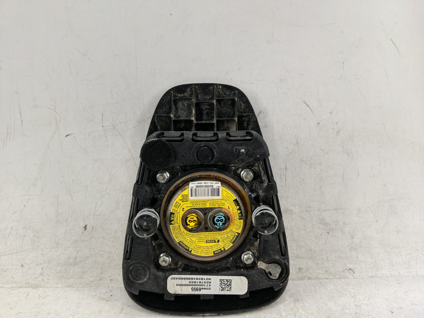 2012-2017 Buick Verano Air Bag Driver Left Steering Wheel Mounted - Oemusedautoparts1.com