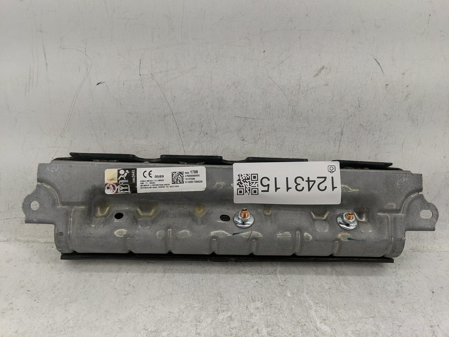 2017 Buick Verano Air Bag Driver Left Knee OEM P/N:84041708 Fits Fits 2018 2019 OEM Used Auto Parts - Oemusedautoparts1.com