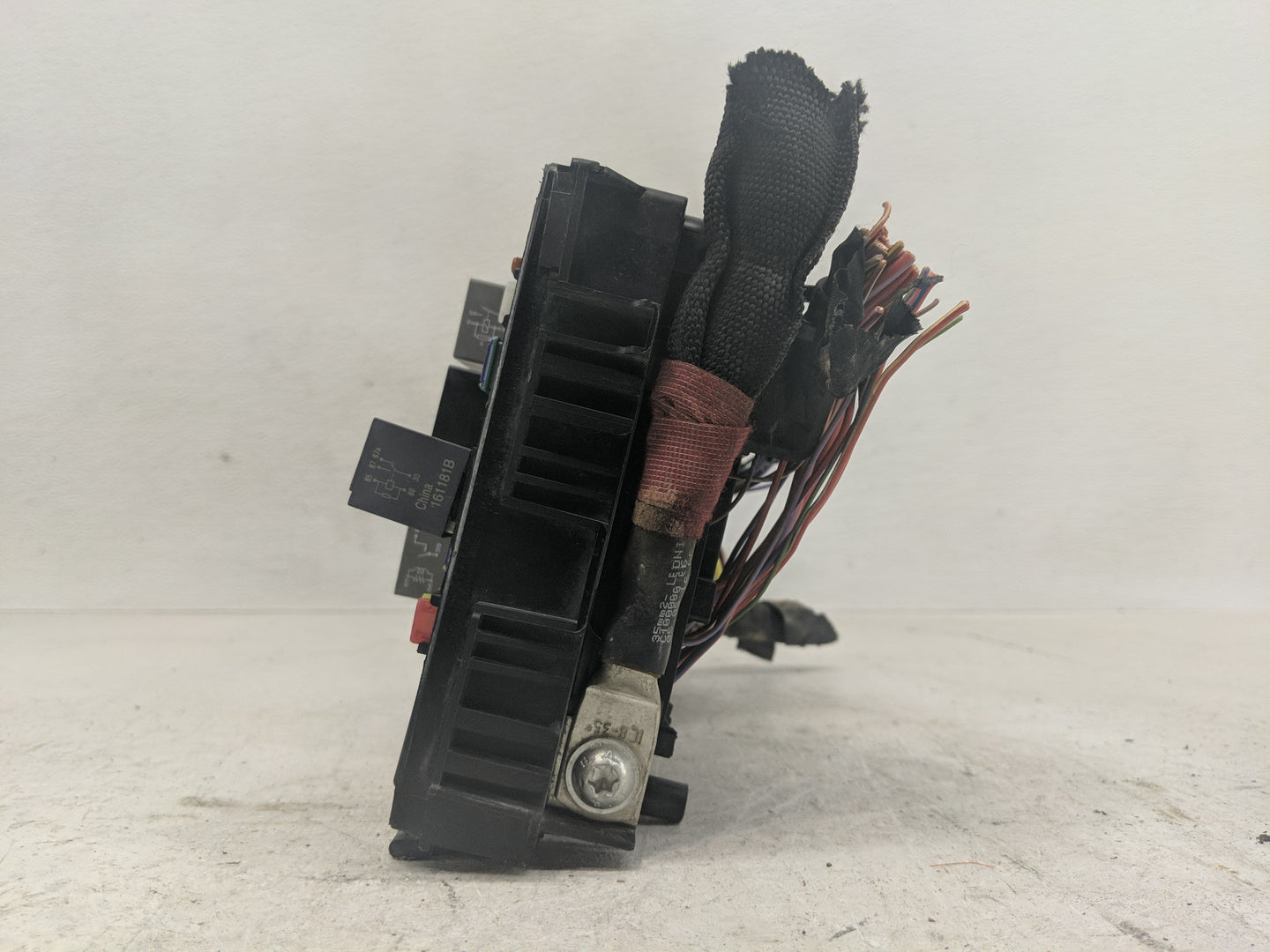 2017 Buick Verano Fusebox Fuse Box Panel Relay Module P/N:23372617 Fits OEM Used Auto Parts - Oemusedautoparts1.com