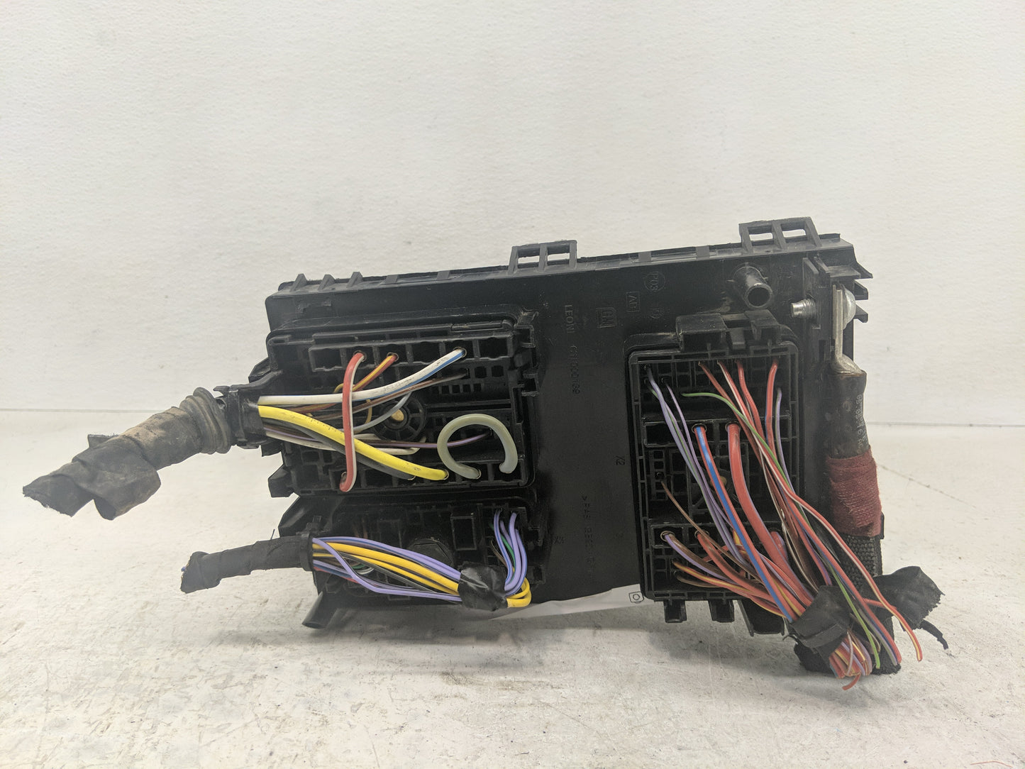 2017 Buick Verano Fusebox Fuse Box Panel Relay Module P/N:23372617 Fits OEM Used Auto Parts - Oemusedautoparts1.com