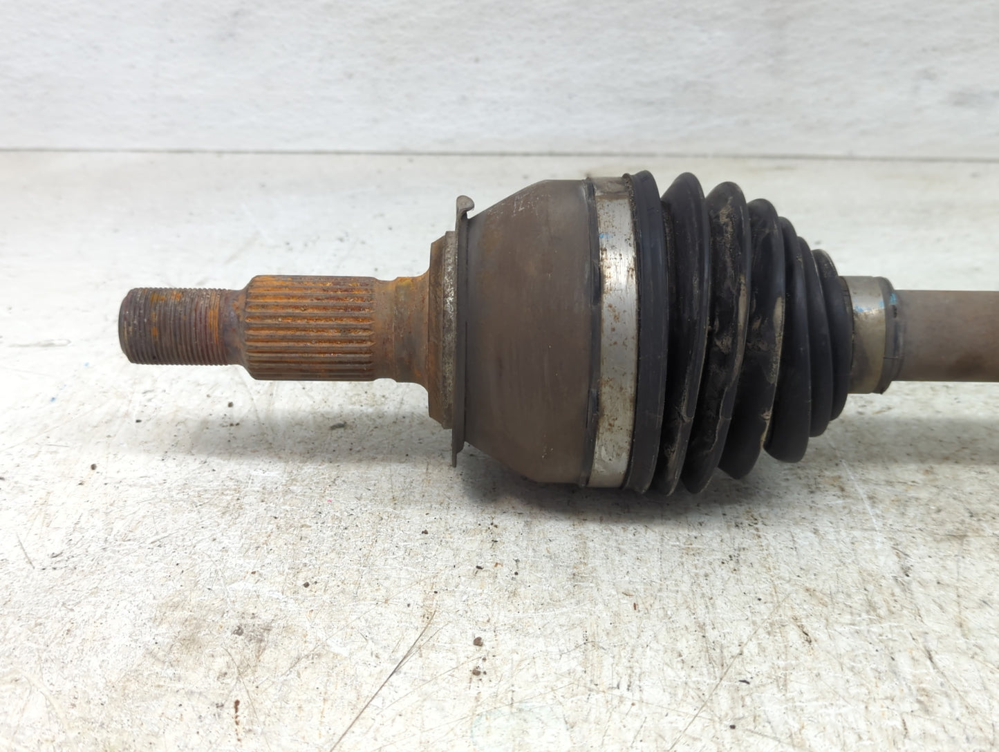 2012-2017 Buick Verano Axle Shaft Front Passenger Cv C/v - Oemusedautoparts1.com