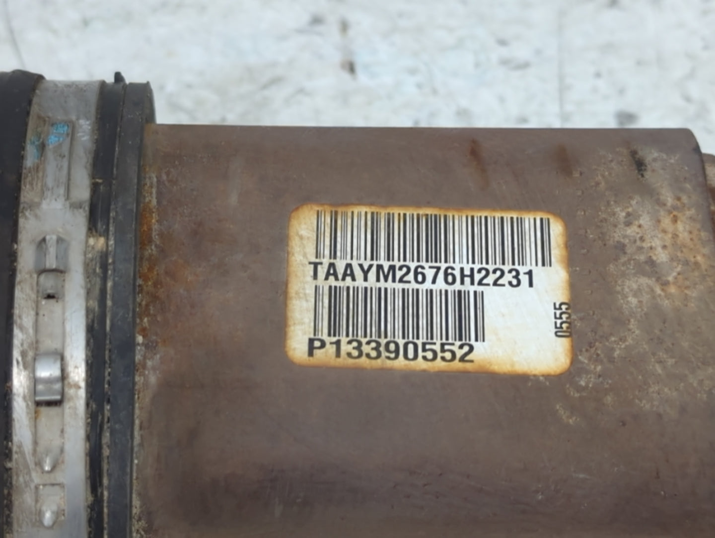 2012-2017 Buick Verano Axle Shaft Front Passenger Cv C/v - Oemusedautoparts1.com