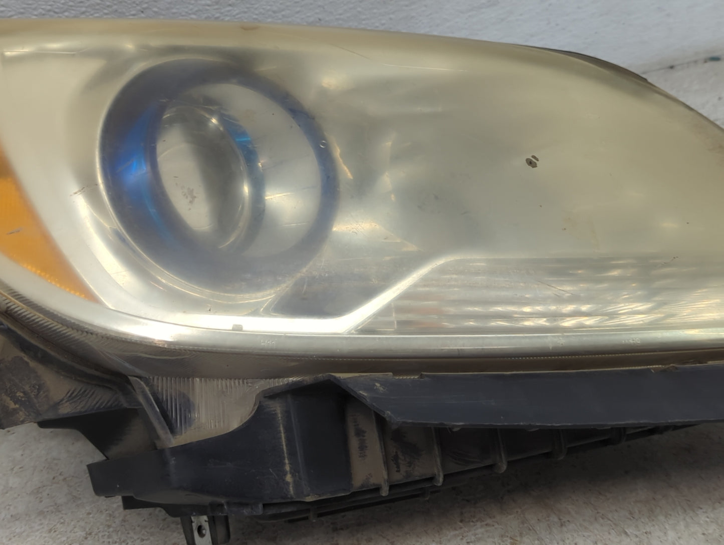 2012-2017 Buick Verano Passenger Right Oem Head Light Headlight Lamp - Oemusedautoparts1.com