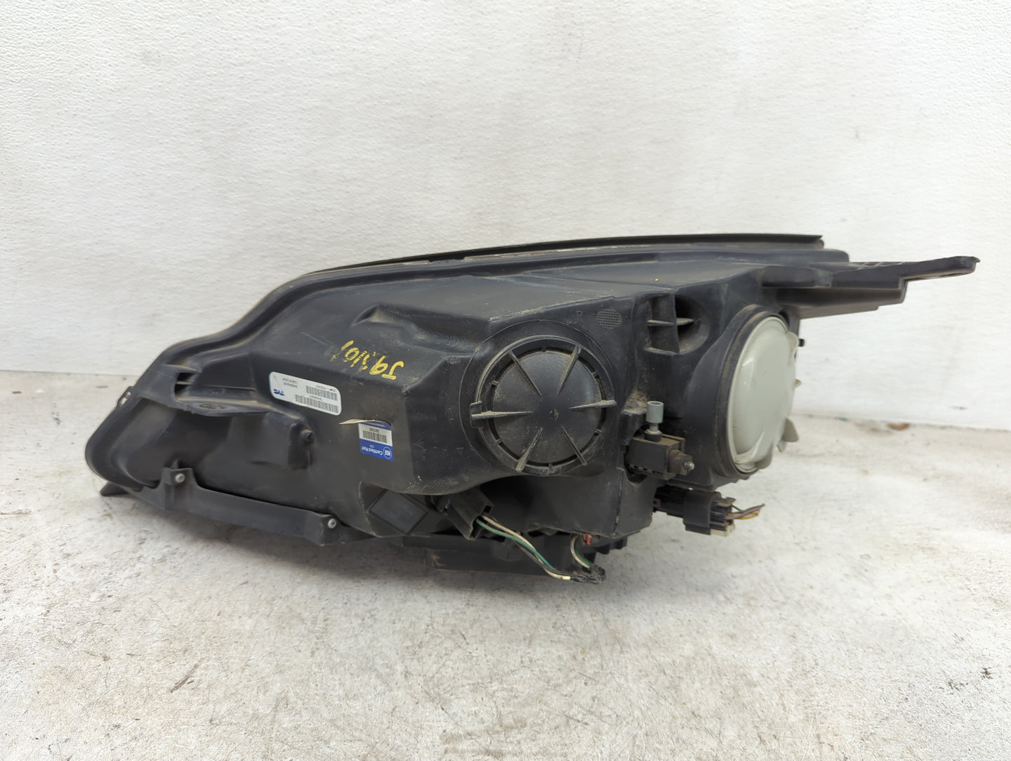 2012-2017 Buick Verano Passenger Right Oem Head Light Headlight Lamp - Oemusedautoparts1.com