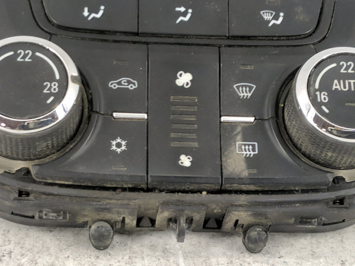2012-2017 Buick Verano Climate Control Module Temperature AC/Heater Replacement P/N:22944952 A2C83303700 Fits OEM Used Auto 