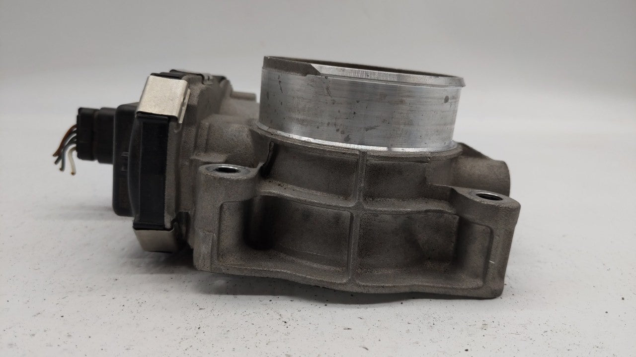 2016-2017 Buick Verano Throttle Body P/N:12632101CA 12669146AA, 12670834AA Fits Fits 2016 2017 OEM Used Auto Parts - Oemused