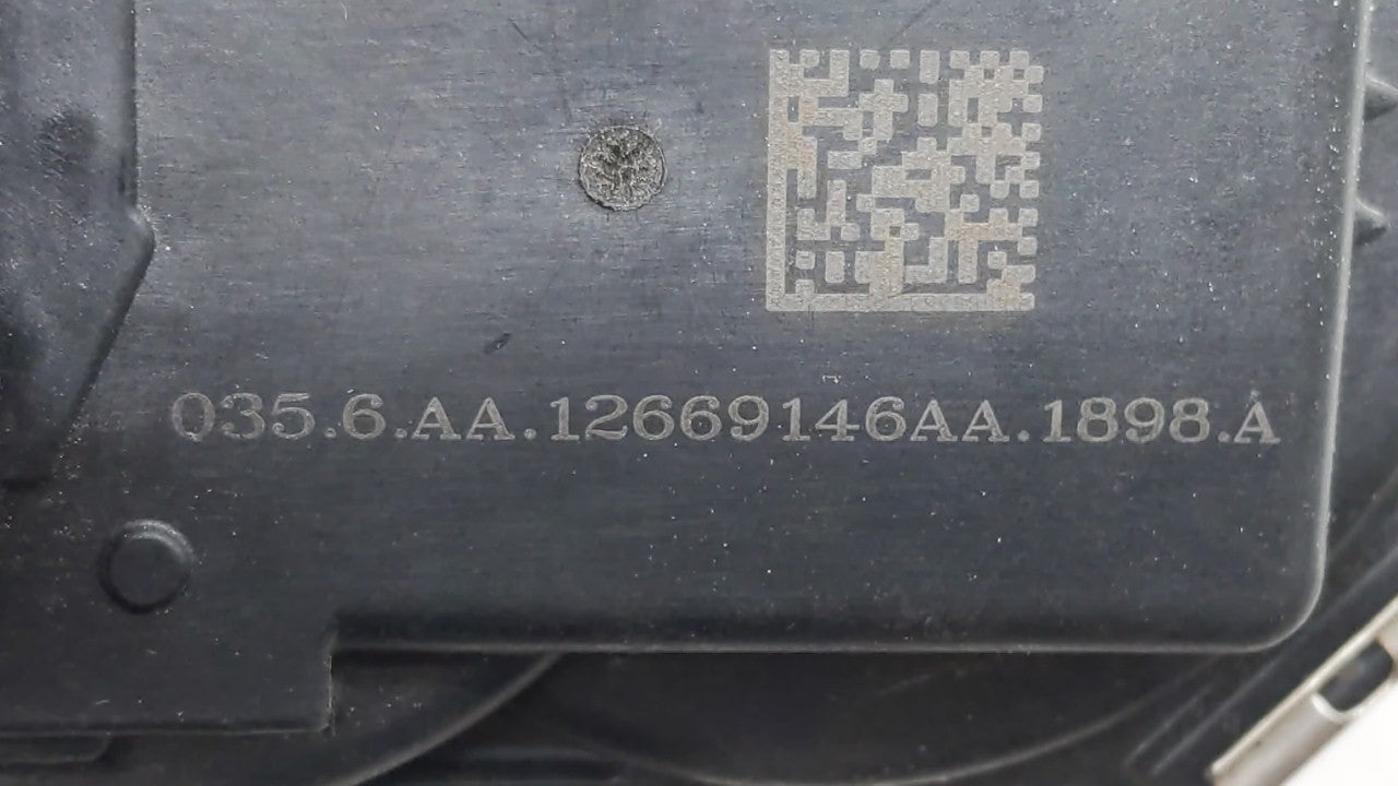 2016-2017 Buick Verano Throttle Body P/N:12632101CA 12669146AA, 12670834AA Fits Fits 2016 2017 OEM Used Auto Parts - Oemused