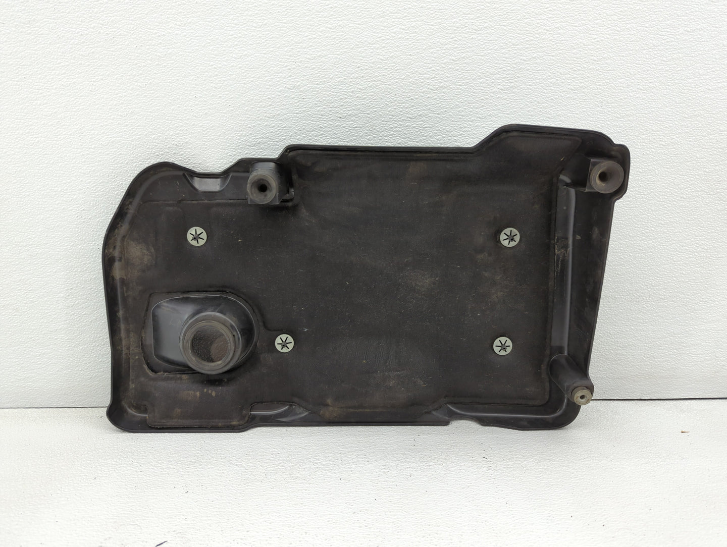 2017 Buick Verano Engine Cover - Oemusedautoparts1.com