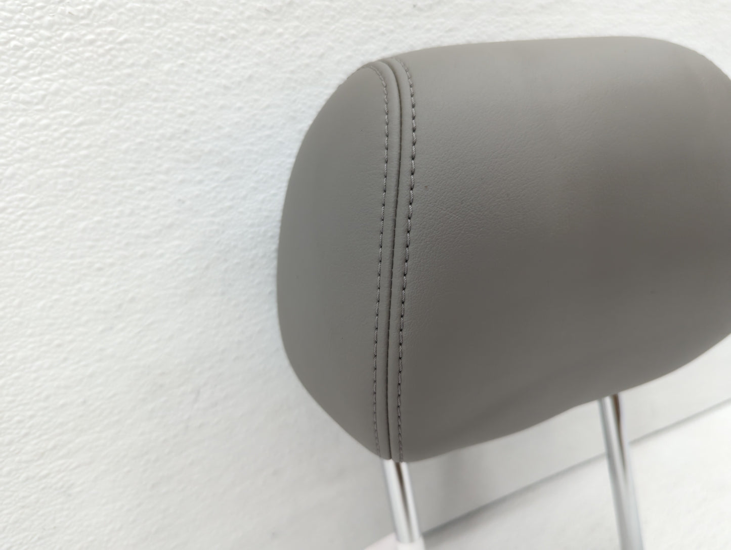 2015-2017 Buick Verano Headrest Head Rest Rear Seat Grey - Oemusedautoparts1.com