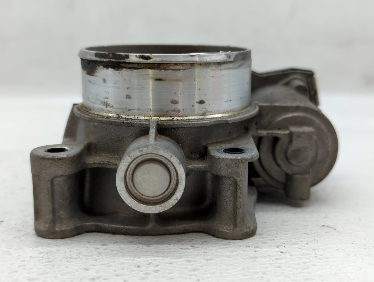 2016-2017 Buick Verano Throttle Body P/N:12670834AA Fits Fits 2016 2017 OEM Used Auto Parts - Oemusedautoparts1.com