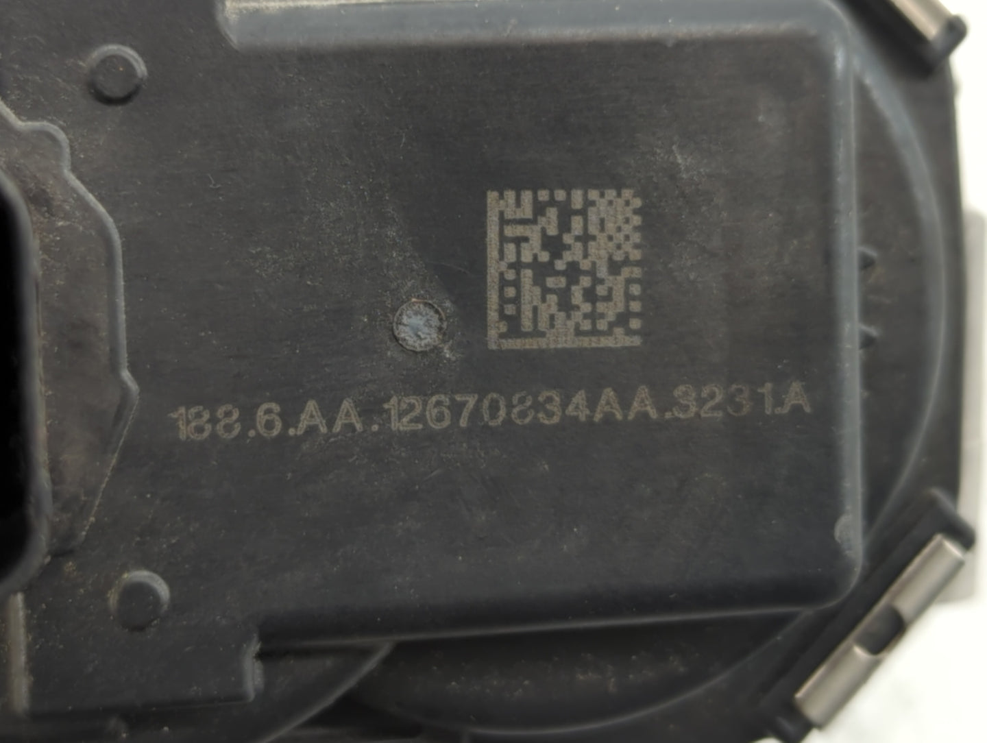 2016-2017 Buick Verano Throttle Body P/N:12670934AA Fits Fits 2016 2017 OEM Used Auto Parts - Oemusedautoparts1.com