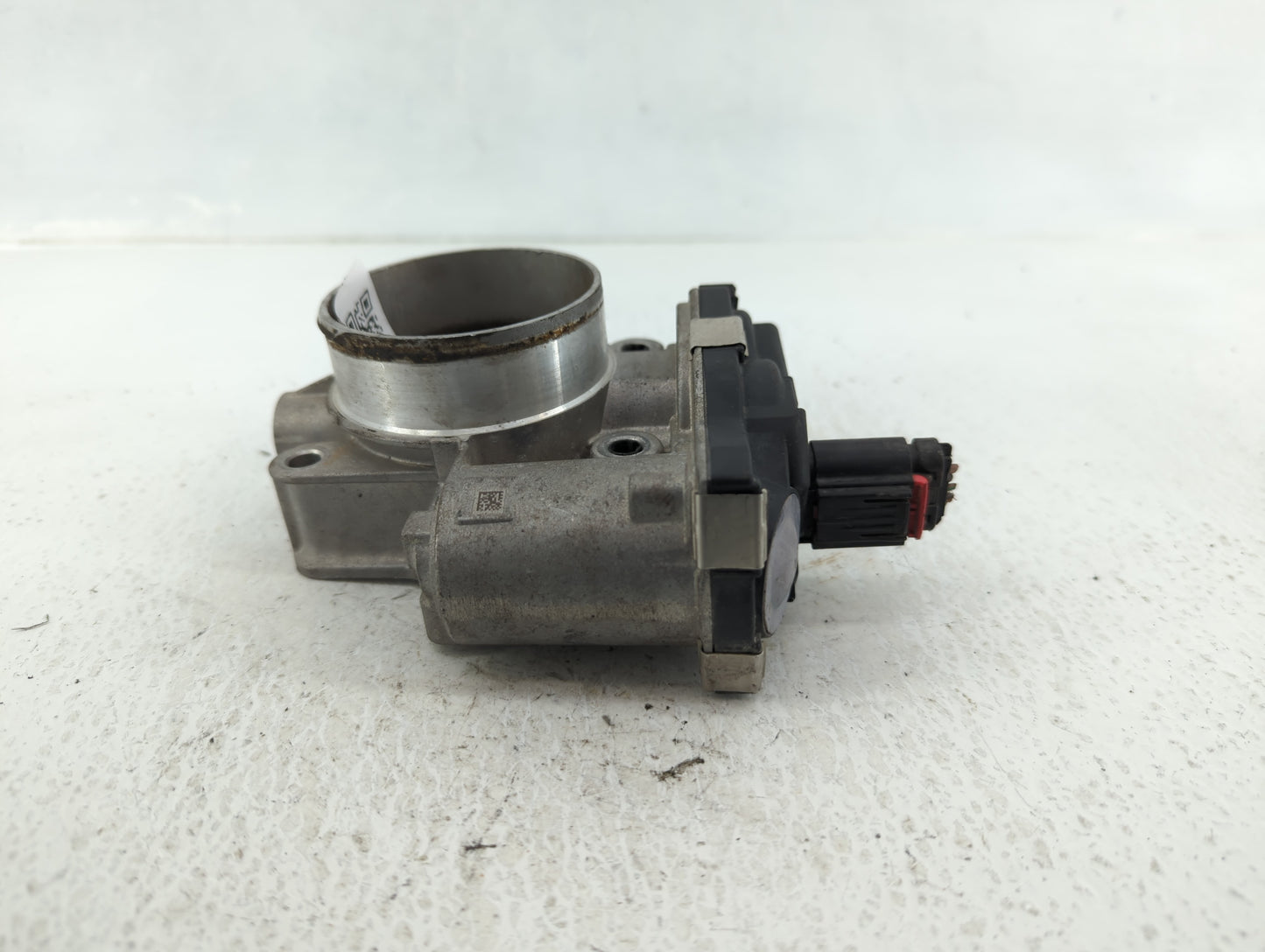 2016-2017 Buick Verano Throttle Body P/N:12670834AA Fits Fits 2016 2017 OEM Used Auto Parts - Oemusedautoparts1.com
