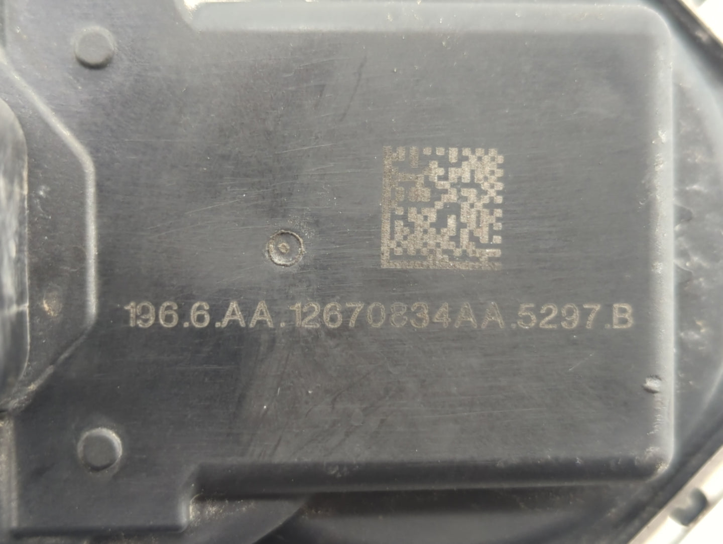 2016-2017 Buick Verano Throttle Body P/N:12670834AA Fits Fits 2016 2017 OEM Used Auto Parts - Oemusedautoparts1.com