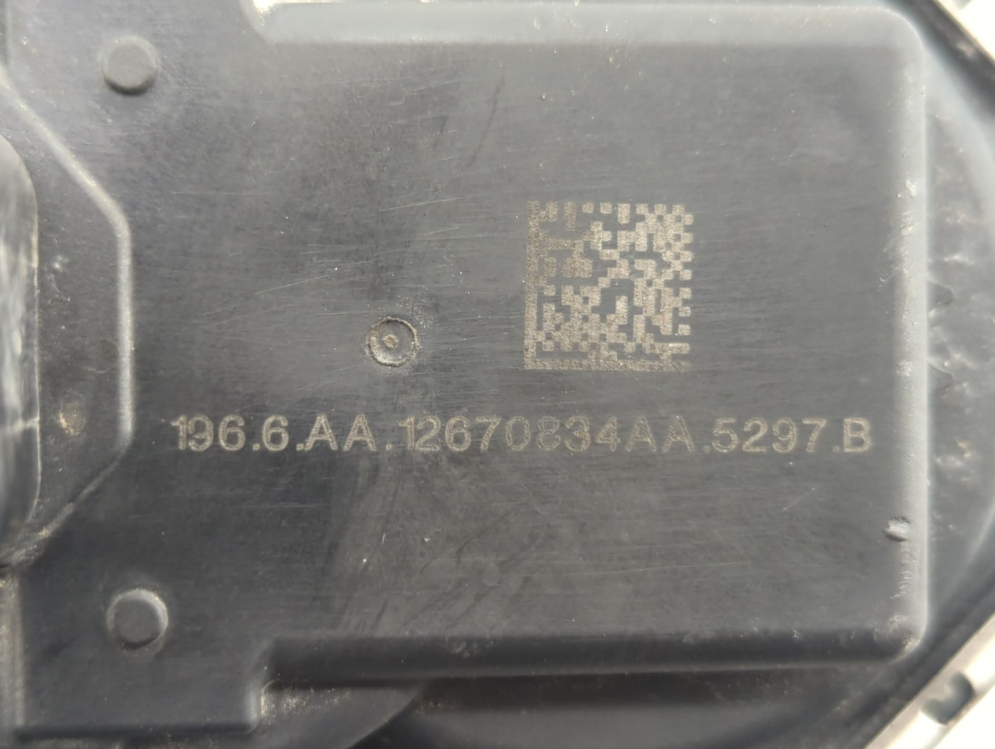 2016-2017 Buick Verano Throttle Body P/N:12670834AA Fits Fits 2016 2017 OEM Used Auto Parts - Oemusedautoparts1.com