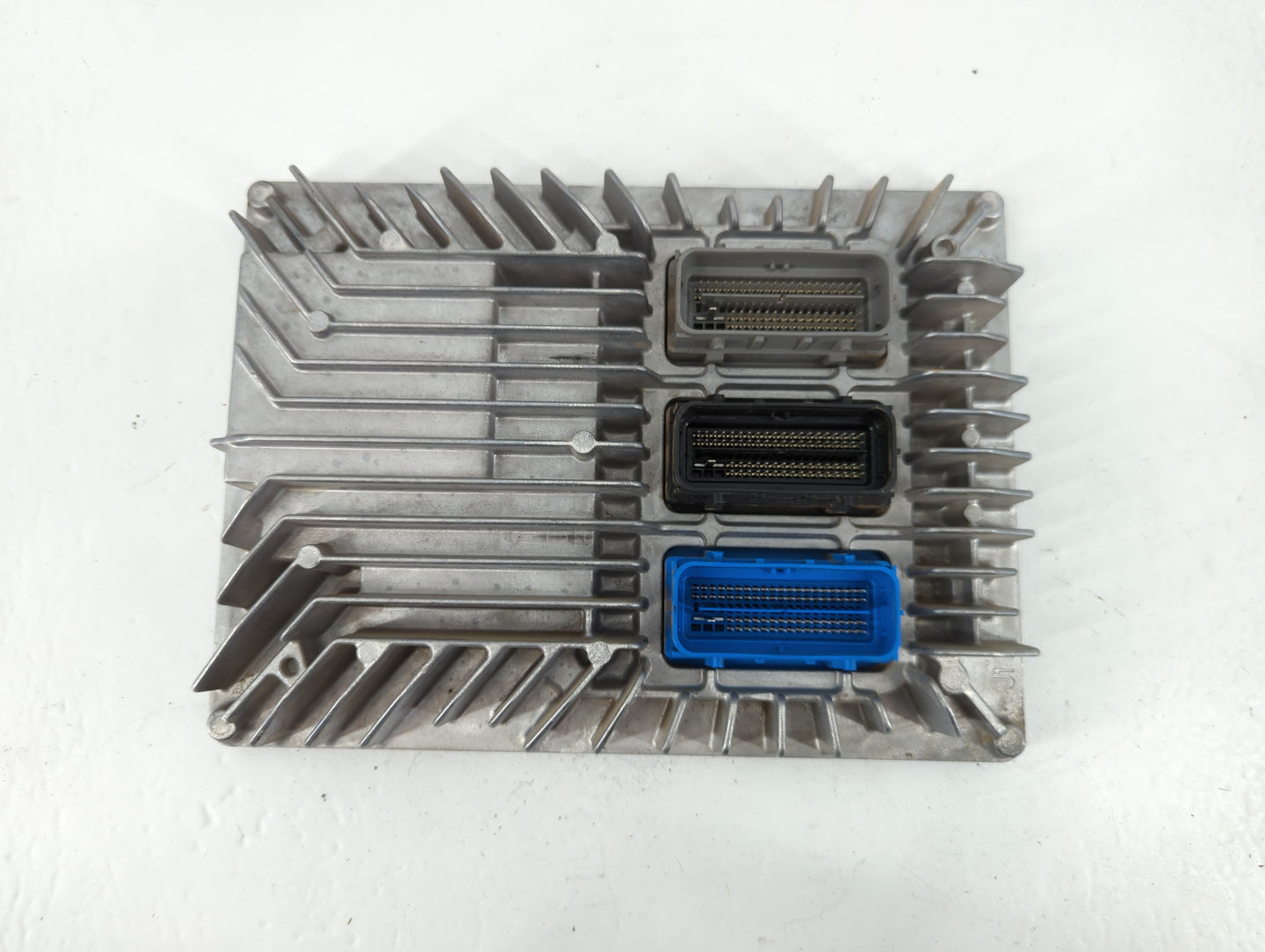 2017 Buick Verano PCM Engine Control Computer ECU ECM PCU OEM P/N:12667189 Fits Fits 2018 2019 2020 OEM Used Auto Parts - Oe