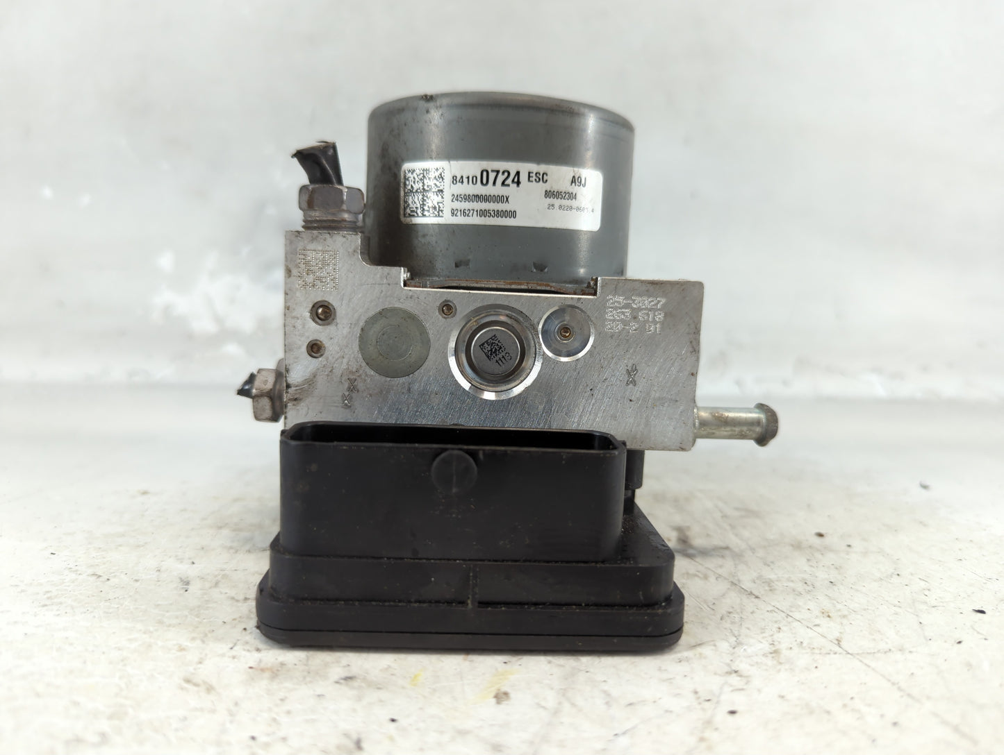 2017-2018 Cadillac Ats ABS Pump Control Module Replacement P/N:84100724 Fits Fits 2017 2018 OEM Used Auto Parts - Oemusedaut