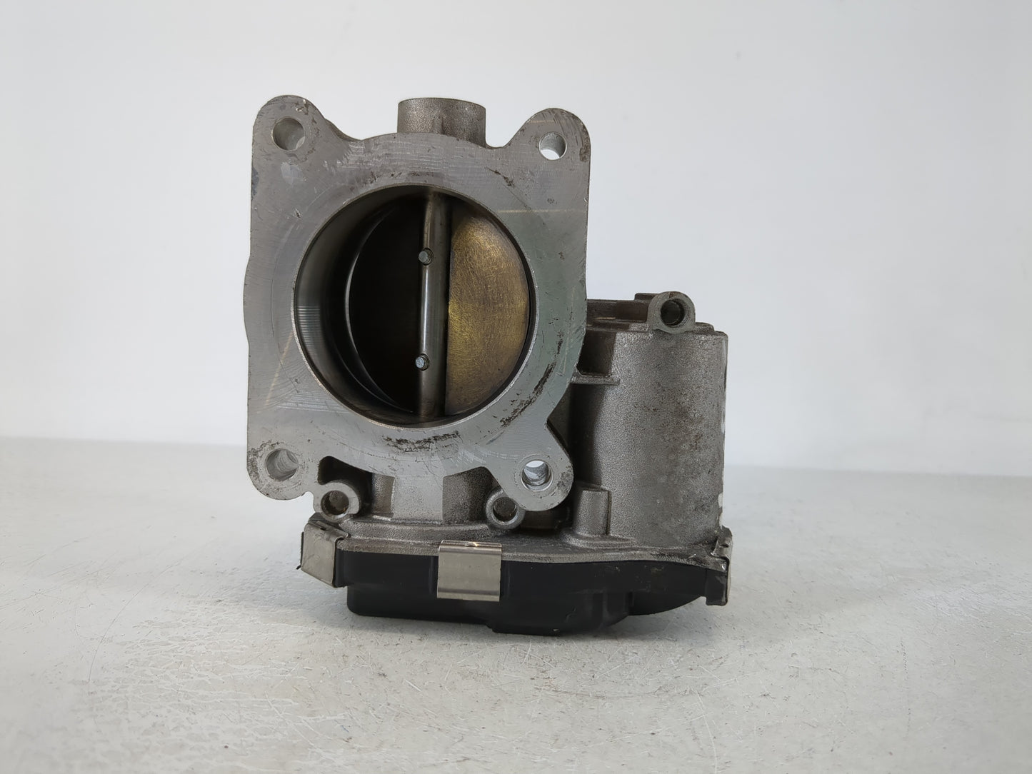 2013-2018 Cadillac Ats Throttle Body P/N:12670837AA Fits Fits 2013 2014 2015 2016 2017 2018 2019 2020 2021 OEM Used Auto Par