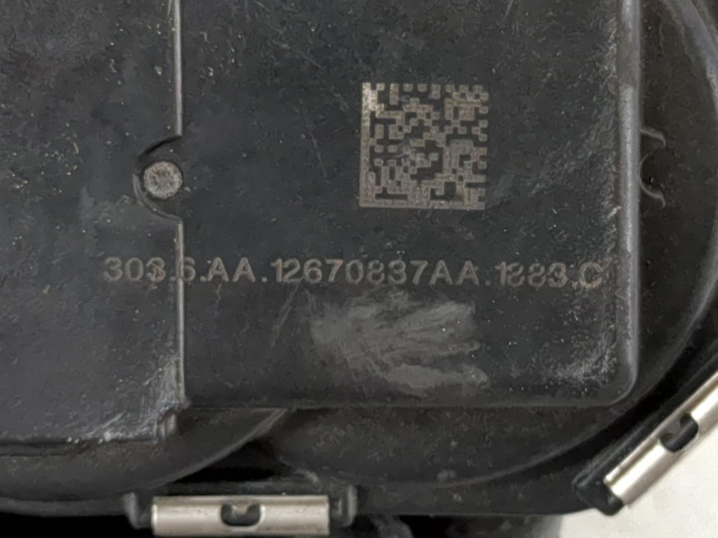 2013-2018 Cadillac Ats Throttle Body P/N:12670837AA Fits Fits 2013 2014 2015 2016 2017 2018 2019 2020 2021 OEM Used Auto Par