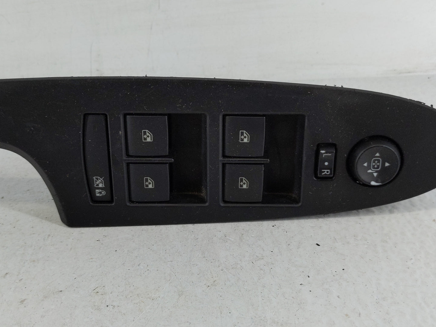 2014-2018 Cadillac Ats Master Power Window Switch Replacement Driver Side Left P/N:23441475 92259977 Fits OEM Used Auto Part