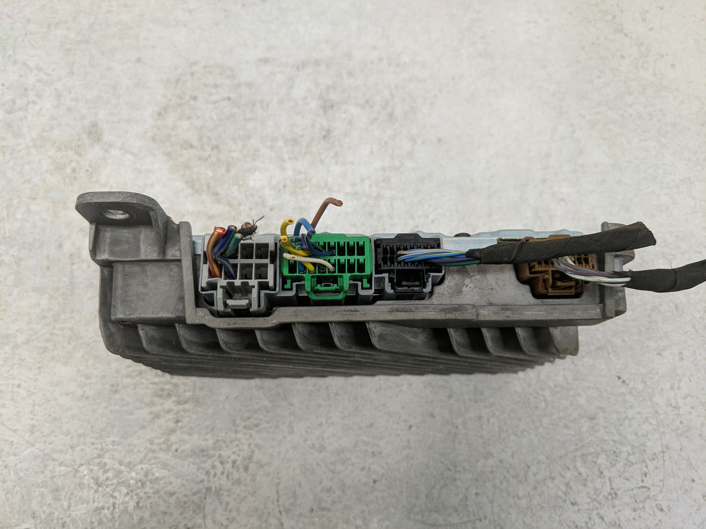 2016-2017 Cadillac Ats Radio Speaker Amplifier 23168053 - Oemusedautoparts1.com