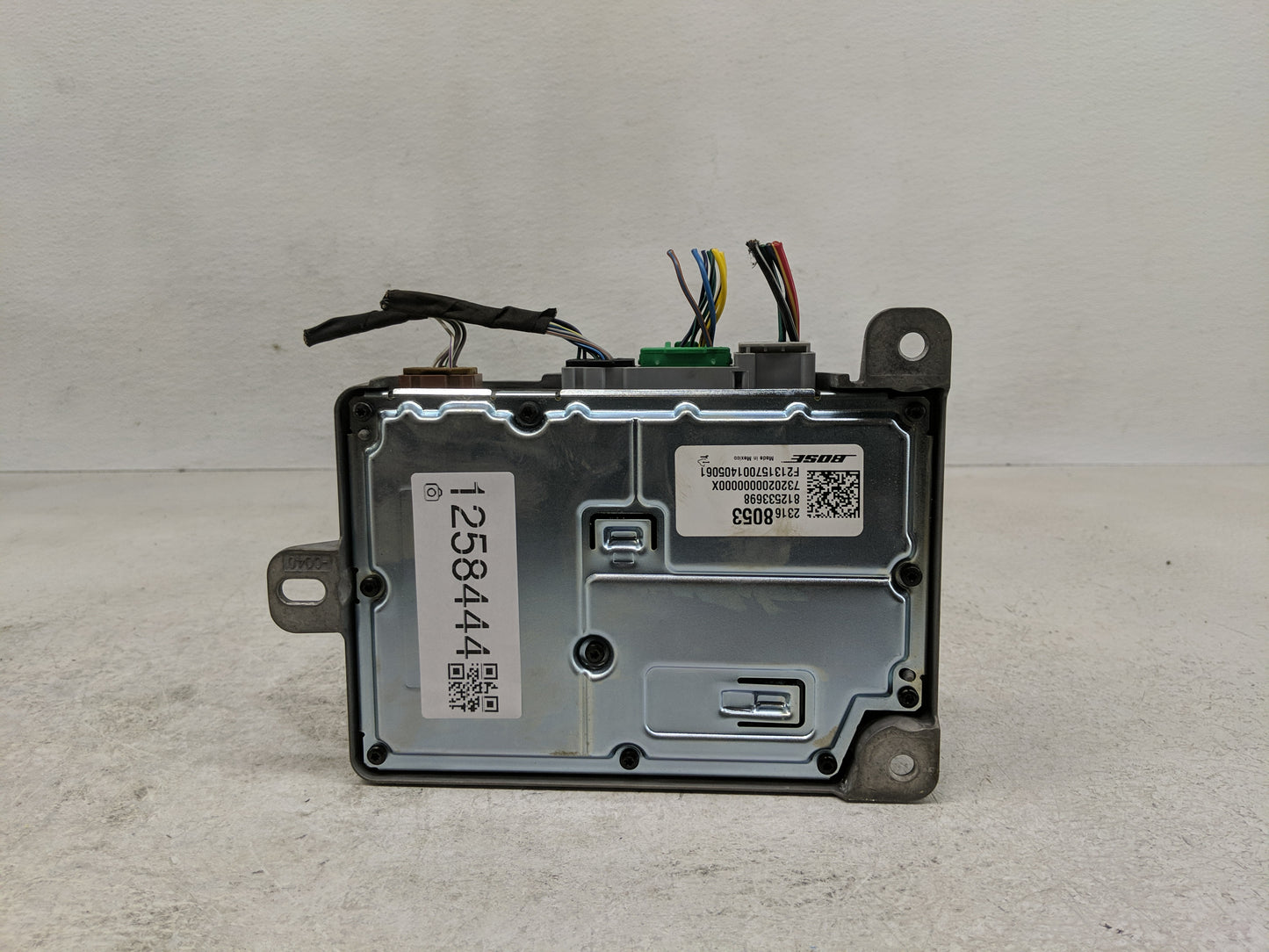 2016-2017 Cadillac Ats Radio Speaker Amplifier 23168053 - Oemusedautoparts1.com