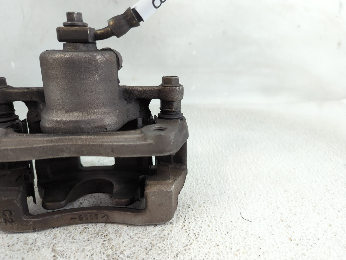 2013-2018 Cadillac Ats Front Driver Left Brake Caliper - Oemusedautoparts1.com