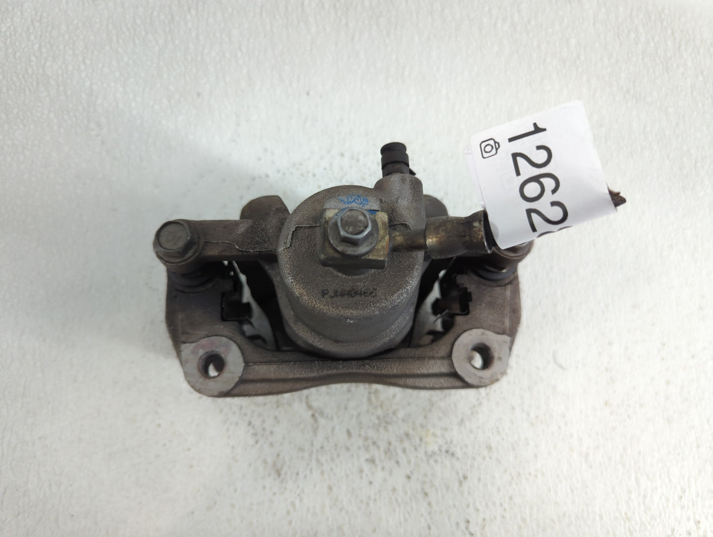2013-2018 Cadillac Ats Front Driver Left Brake Caliper - Oemusedautoparts1.com
