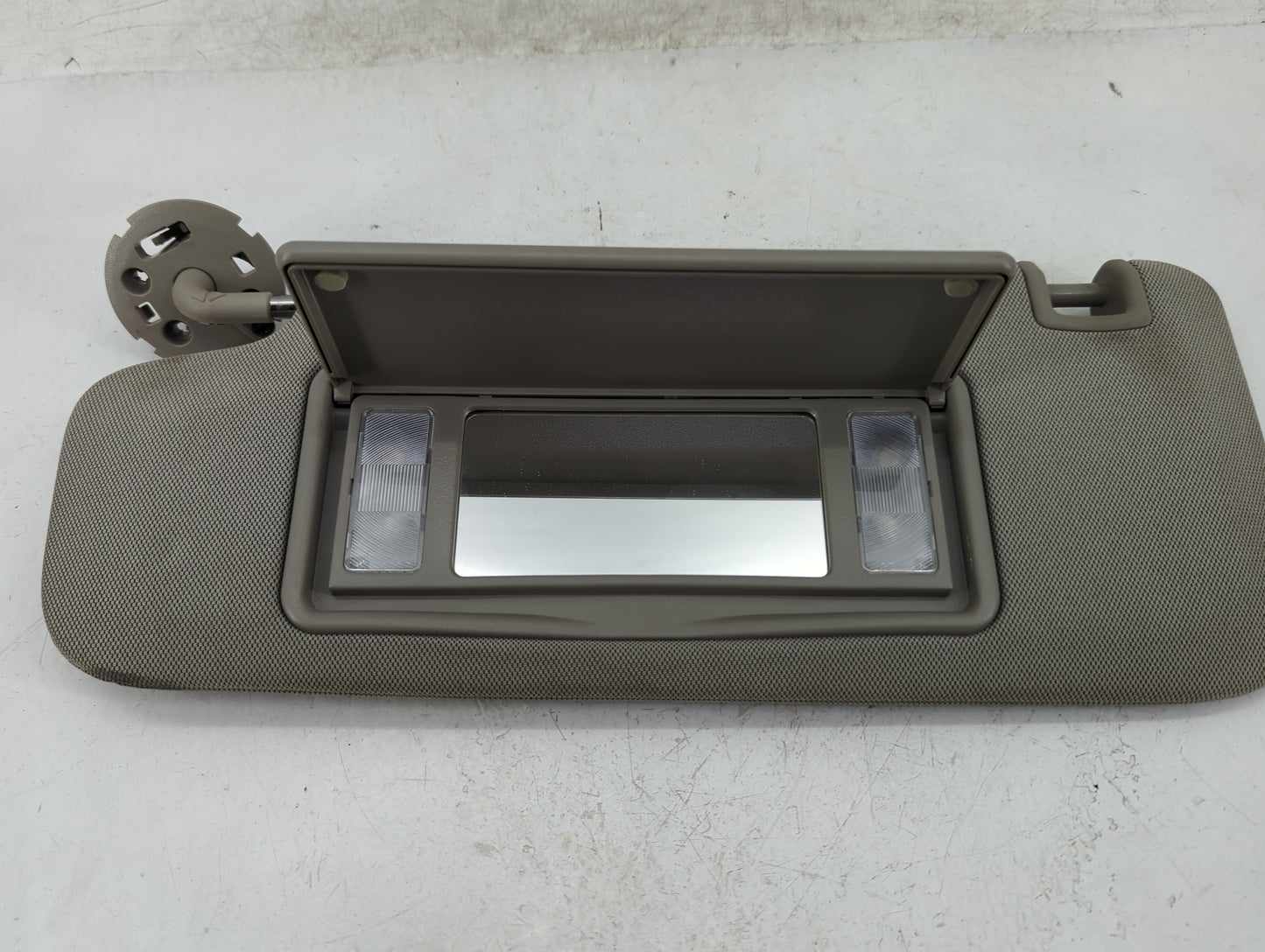 2014-2018 Cadillac Ats Sun Visor Shade Replacement Driver Left Mirror Fits Fits 2014 2015 2016 2017 2018 2019 OEM Used Auto 