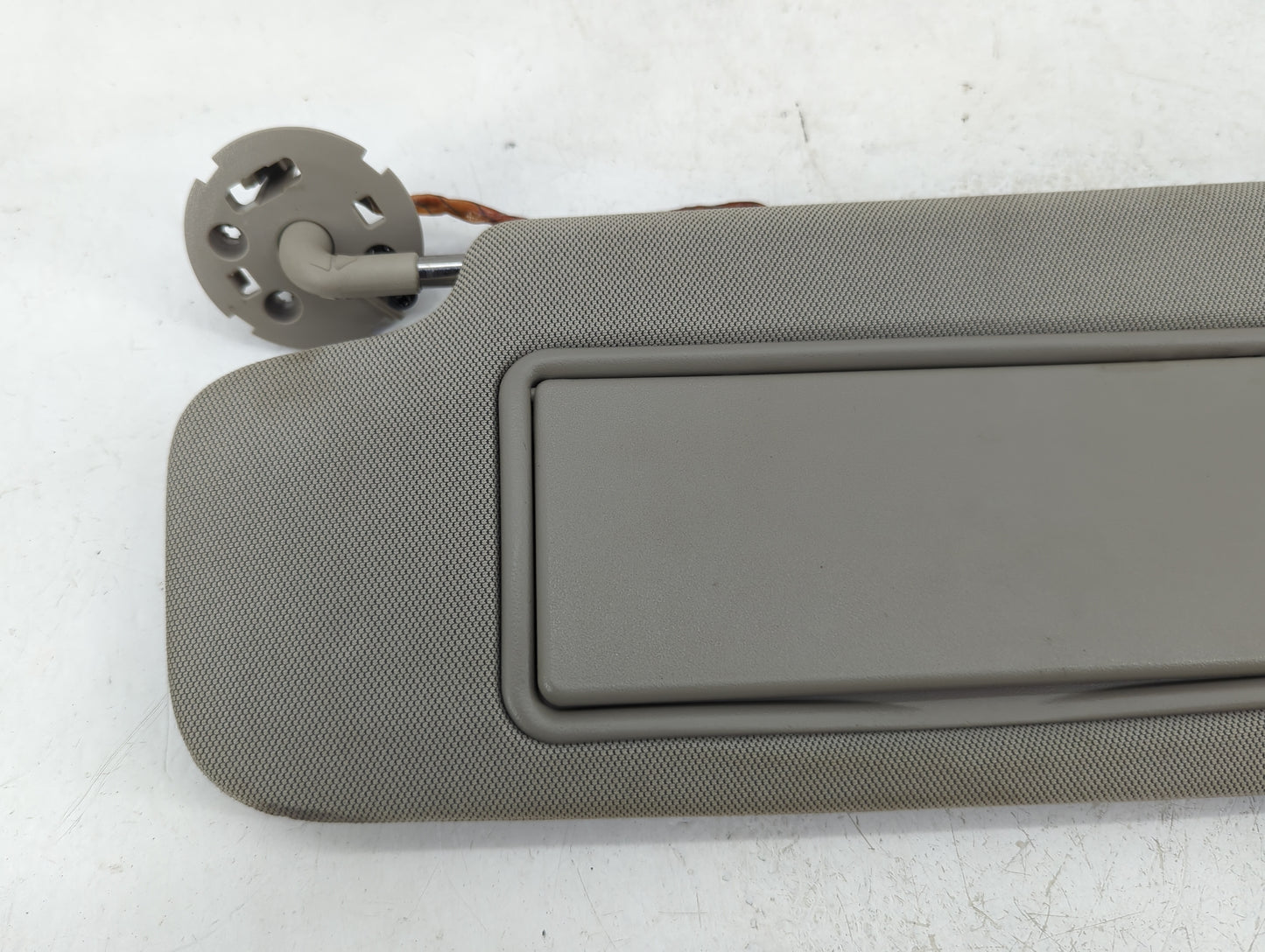 2014-2018 Cadillac Ats Sun Visor Shade Replacement Driver Left Mirror Fits Fits 2014 2015 2016 2017 2018 2019 OEM Used Auto 