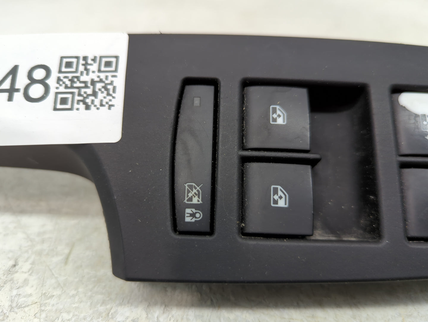 2018 Cadillac Ats Master Power Window Switch Replacement Driver Side Left P/N:92259977 Fits OEM Used Auto Parts - Oemusedaut