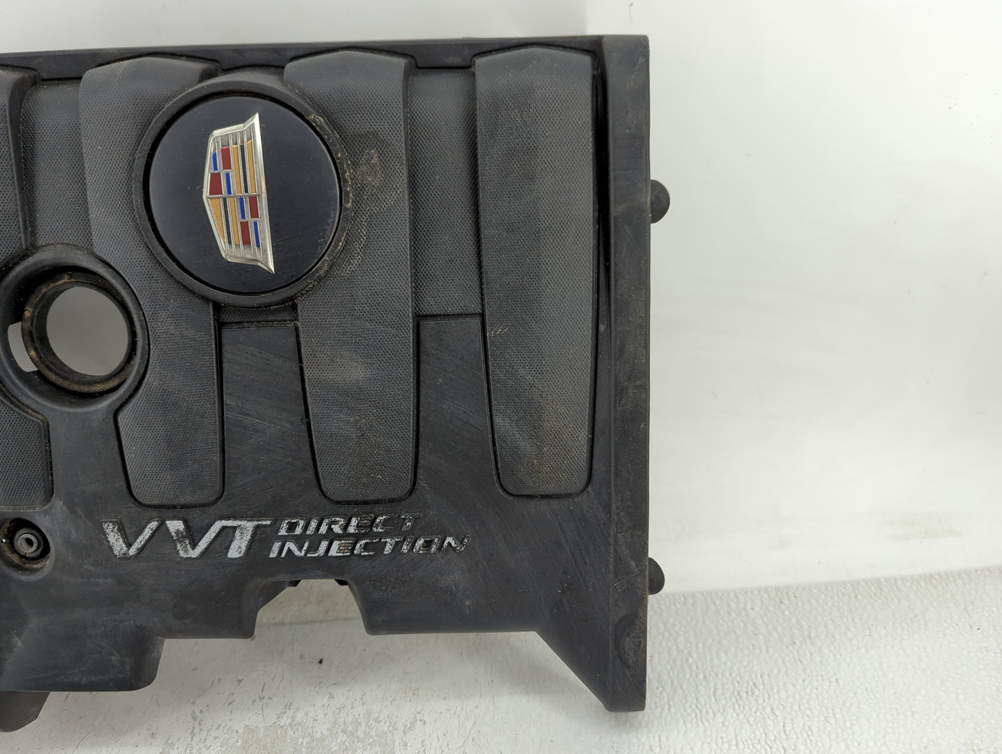 2017 Cadillac Ats Engine Cover - Oemusedautoparts1.com