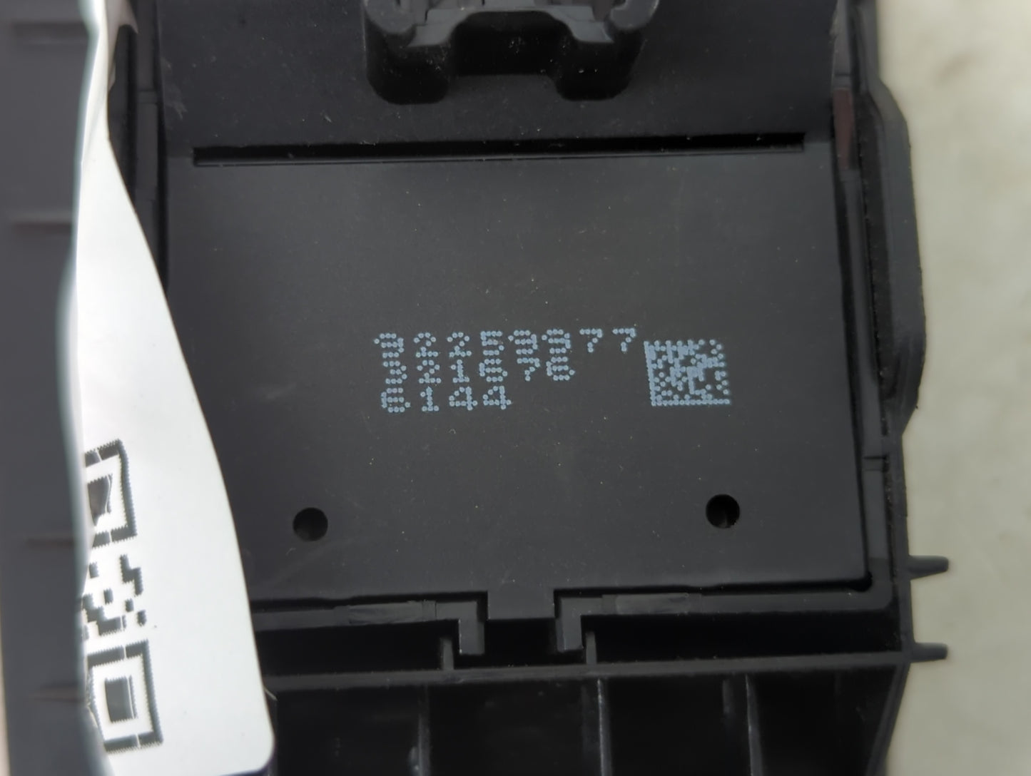 2018 Cadillac Ats Master Power Window Switch Replacement Driver Side Left P/N:22959277 8144 Fits OEM Used Auto Parts - Oemus