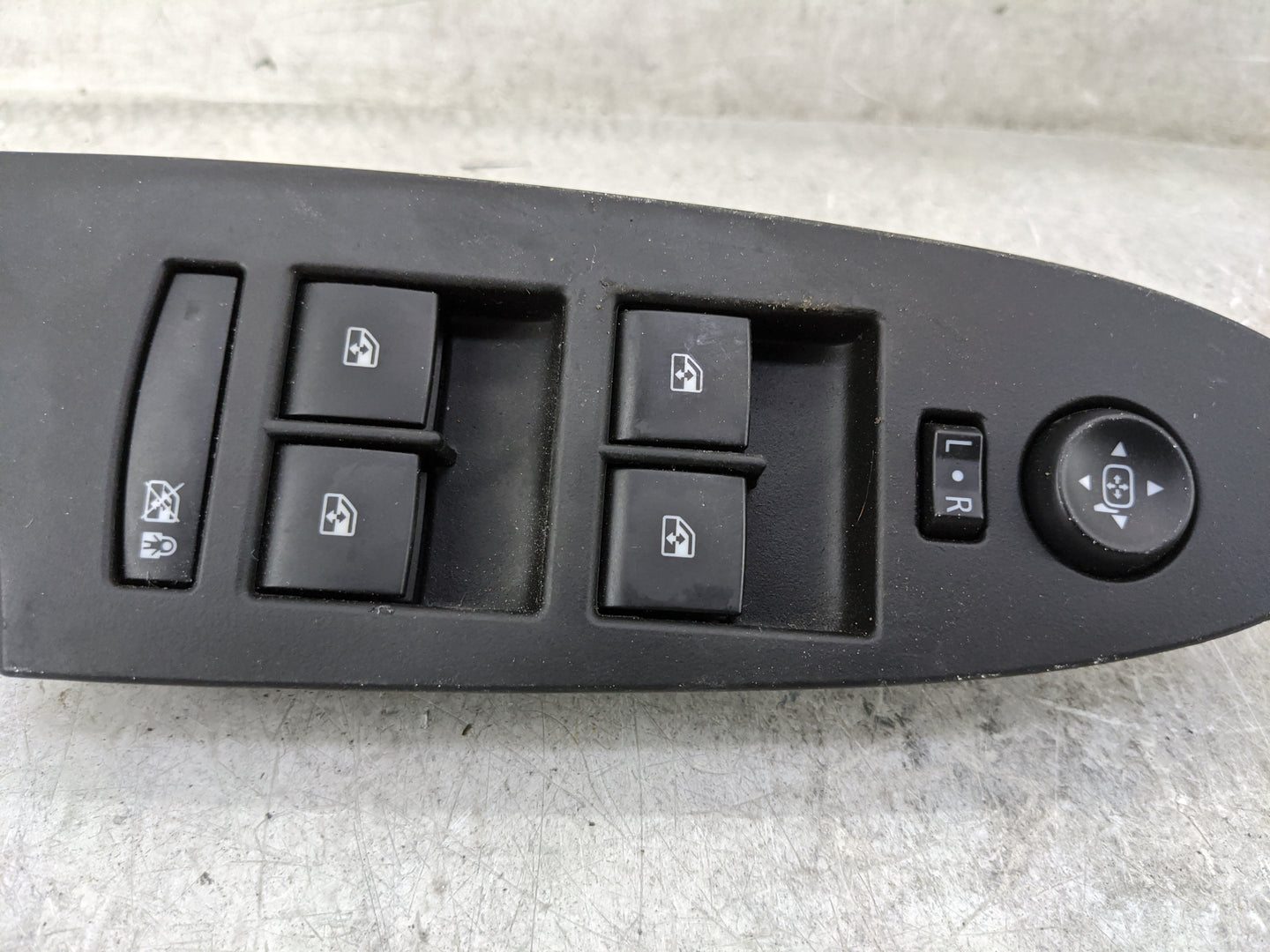 2014-2015 Cadillac Ats Master Power Window Switch Replacement Driver Side Left P/N:23441478 Fits Fits 2014 2015 OEM Used Aut