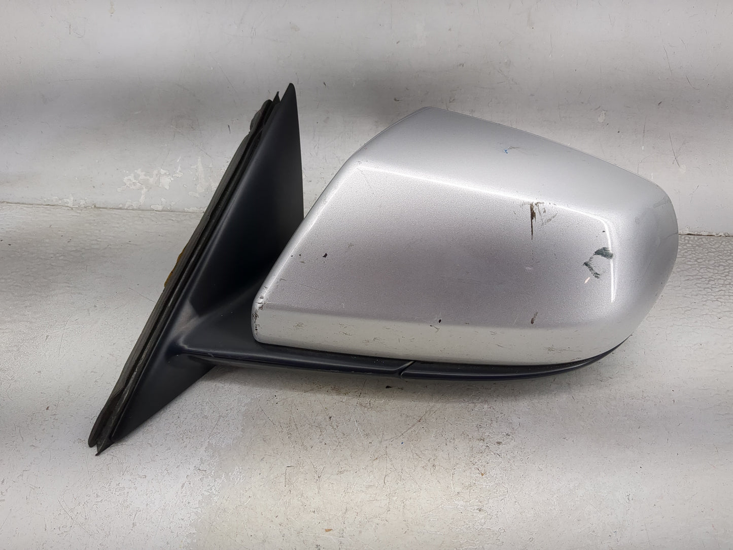 2014-2018 Cadillac Ats Driver Side View Mirror - Left Door Mirror OEM Used - Oemusedautoparts1.com