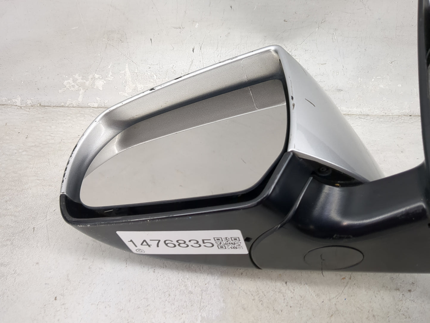 2014-2018 Cadillac Ats Driver Side View Mirror - Left Door Mirror OEM Used - Oemusedautoparts1.com