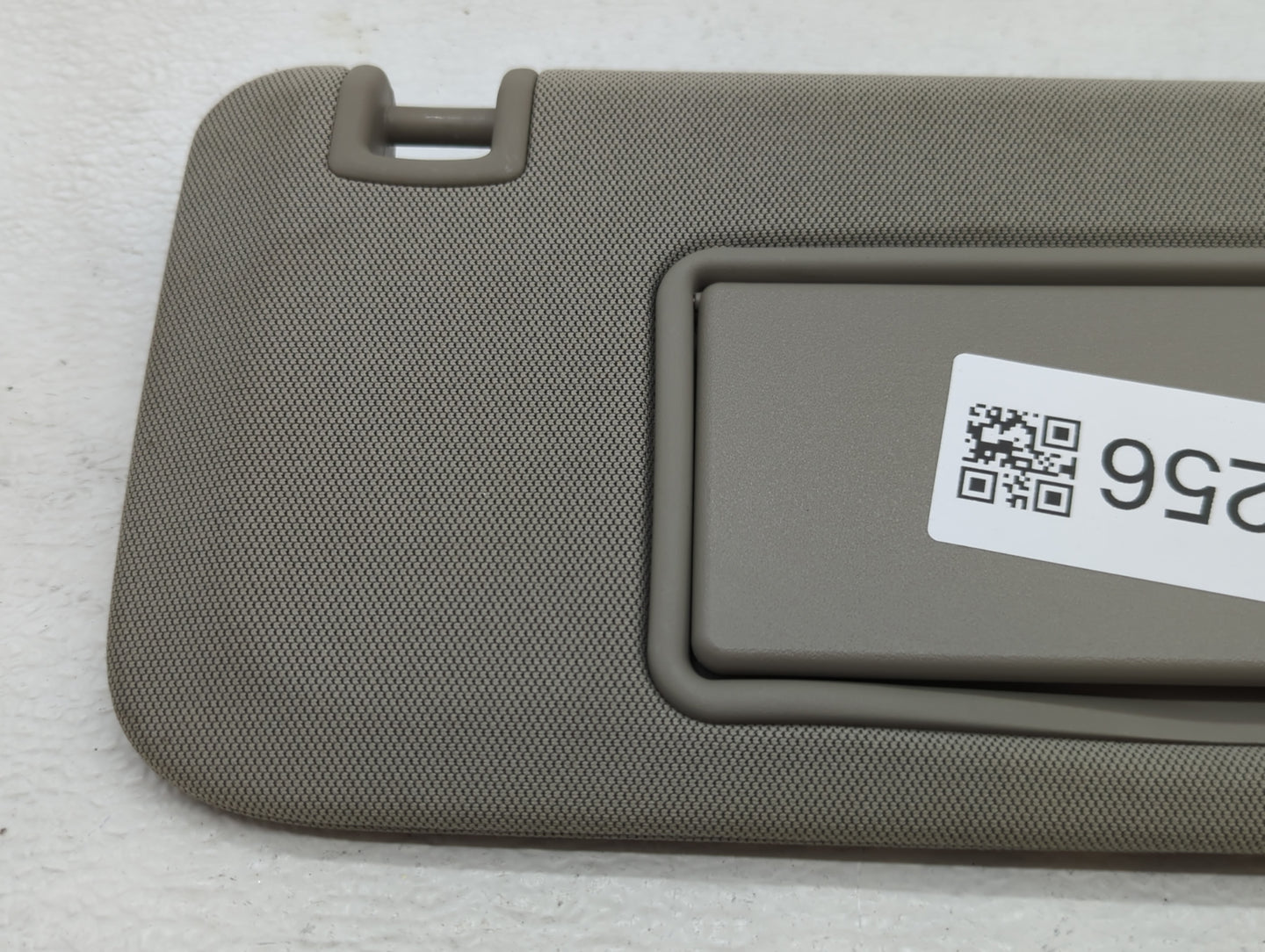 2014-2018 Cadillac Ats Sun Visor Shade Replacement Passenger Right Mirror Fits Fits 2014 2015 2016 2017 2018 2019 OEM Used A