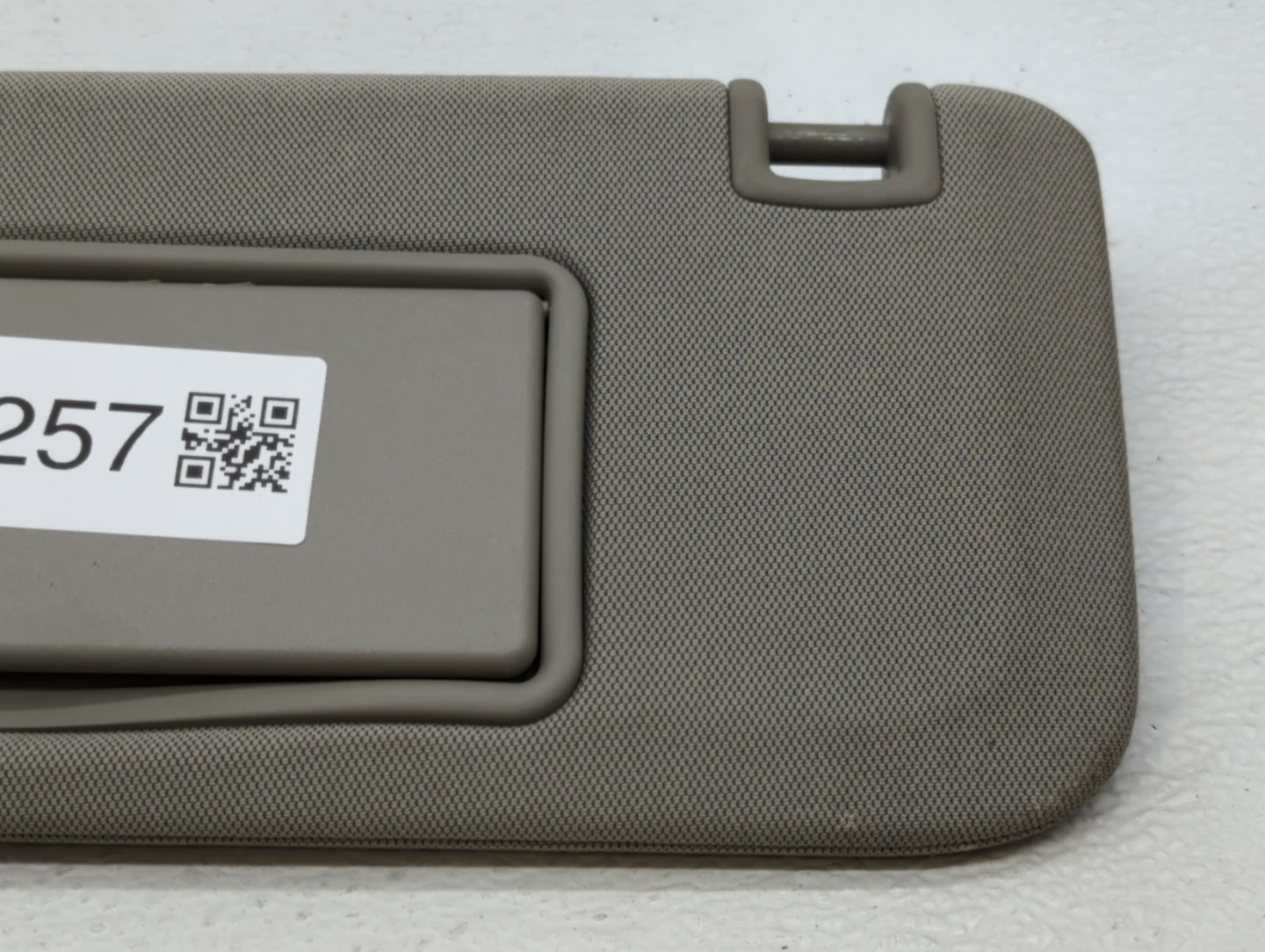 2014-2018 Cadillac Ats Sun Visor Shade Replacement Driver Left Mirror Fits Fits 2014 2015 2016 2017 2018 2019 OEM Used Auto 