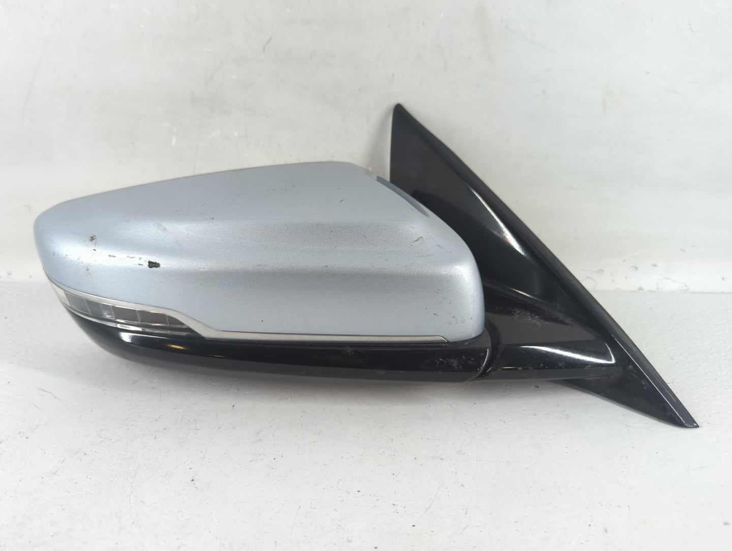 2015-2018 Cadillac Ats Passenger Side View Mirror - Right Door Mirror OEM Used - Oemusedautoparts1.com