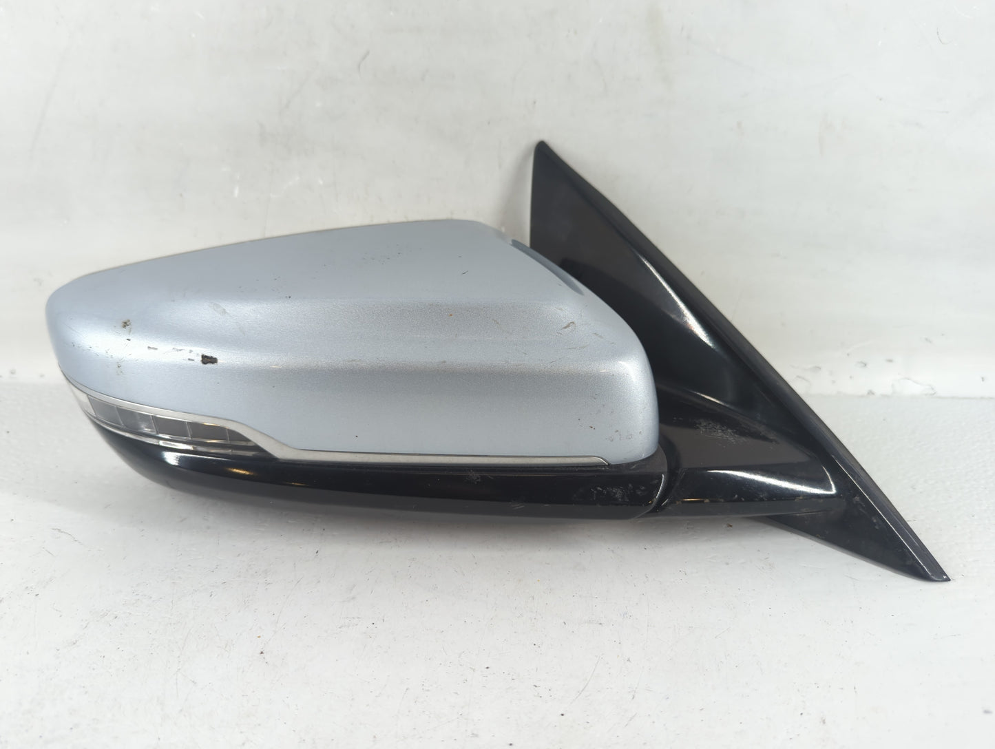2015-2018 Cadillac Ats Passenger Side View Mirror - Right Door Mirror OEM Used - Oemusedautoparts1.com