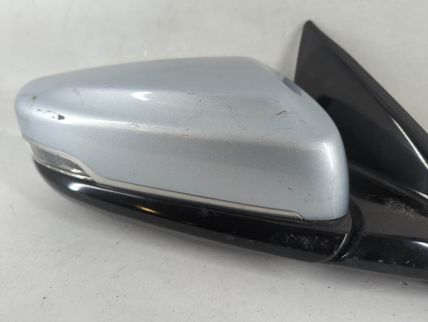 2015-2018 Cadillac Ats Passenger Side View Mirror - Right Door Mirror OEM Used - Oemusedautoparts1.com
