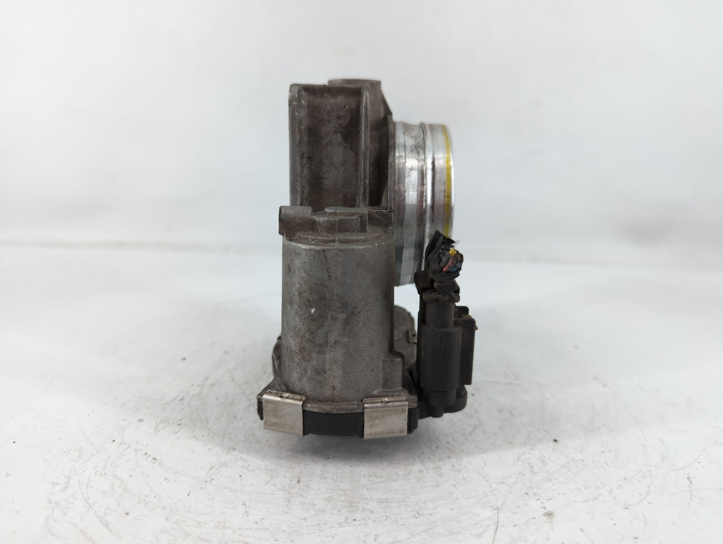2013-2018 Cadillac Ats Throttle Body P/N:12670837AA Fits Fits 2013 2014 2015 2016 2017 2018 2019 2020 2021 OEM Used Auto Par