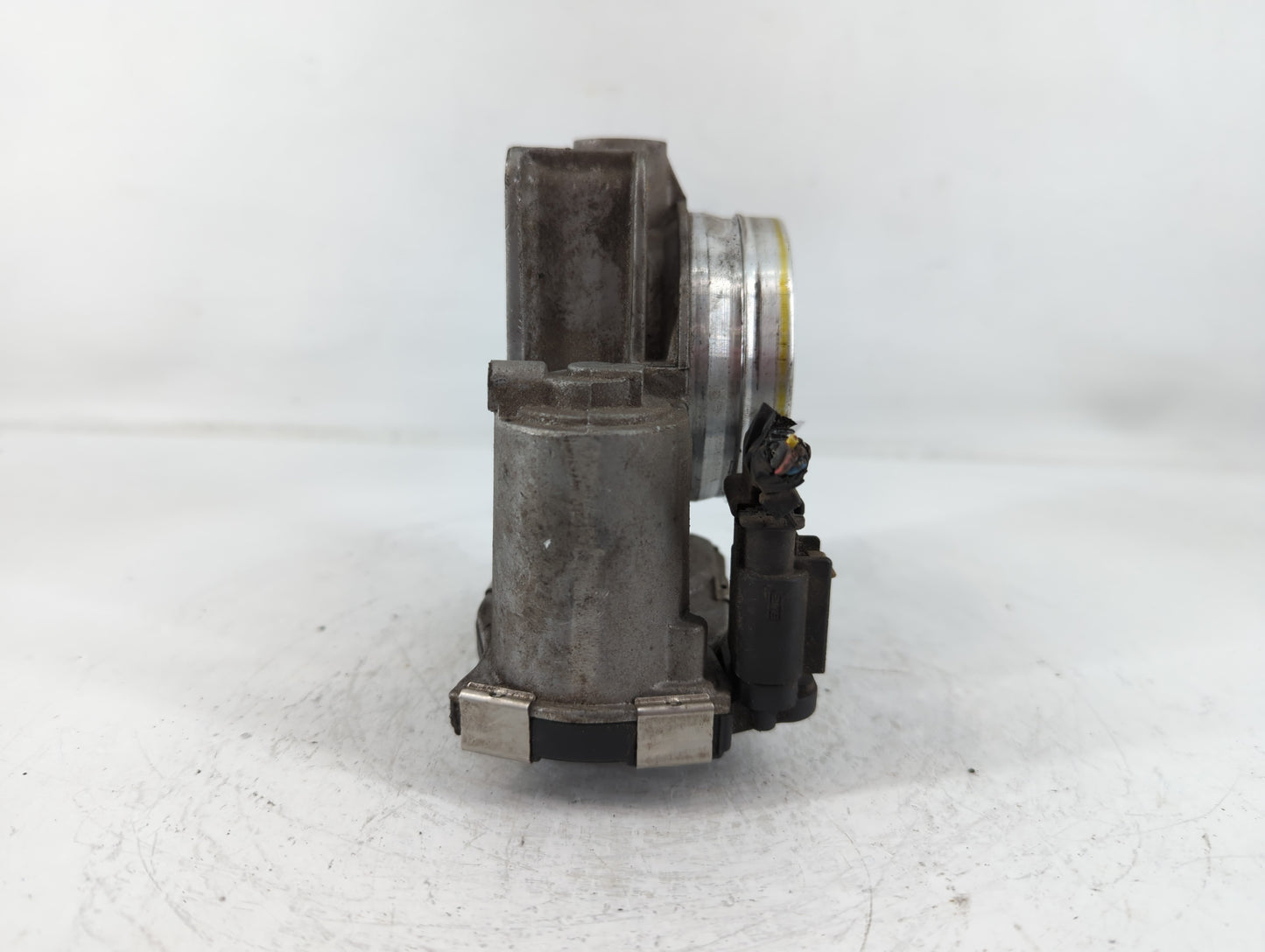 2013-2018 Cadillac Ats Throttle Body P/N:12670837AA Fits Fits 2013 2014 2015 2016 2017 2018 2019 2020 2021 OEM Used Auto Par