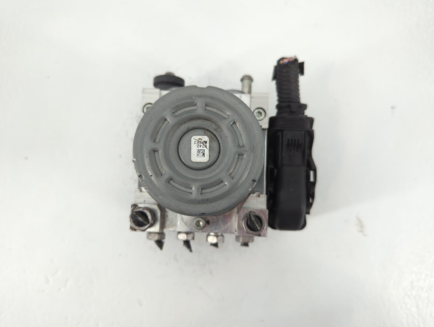 2017-2018 Cadillac Ats ABS Pump Control Module Replacement P/N:84100724 Fits Fits 2017 2018 OEM Used Auto Parts - Oemusedaut
