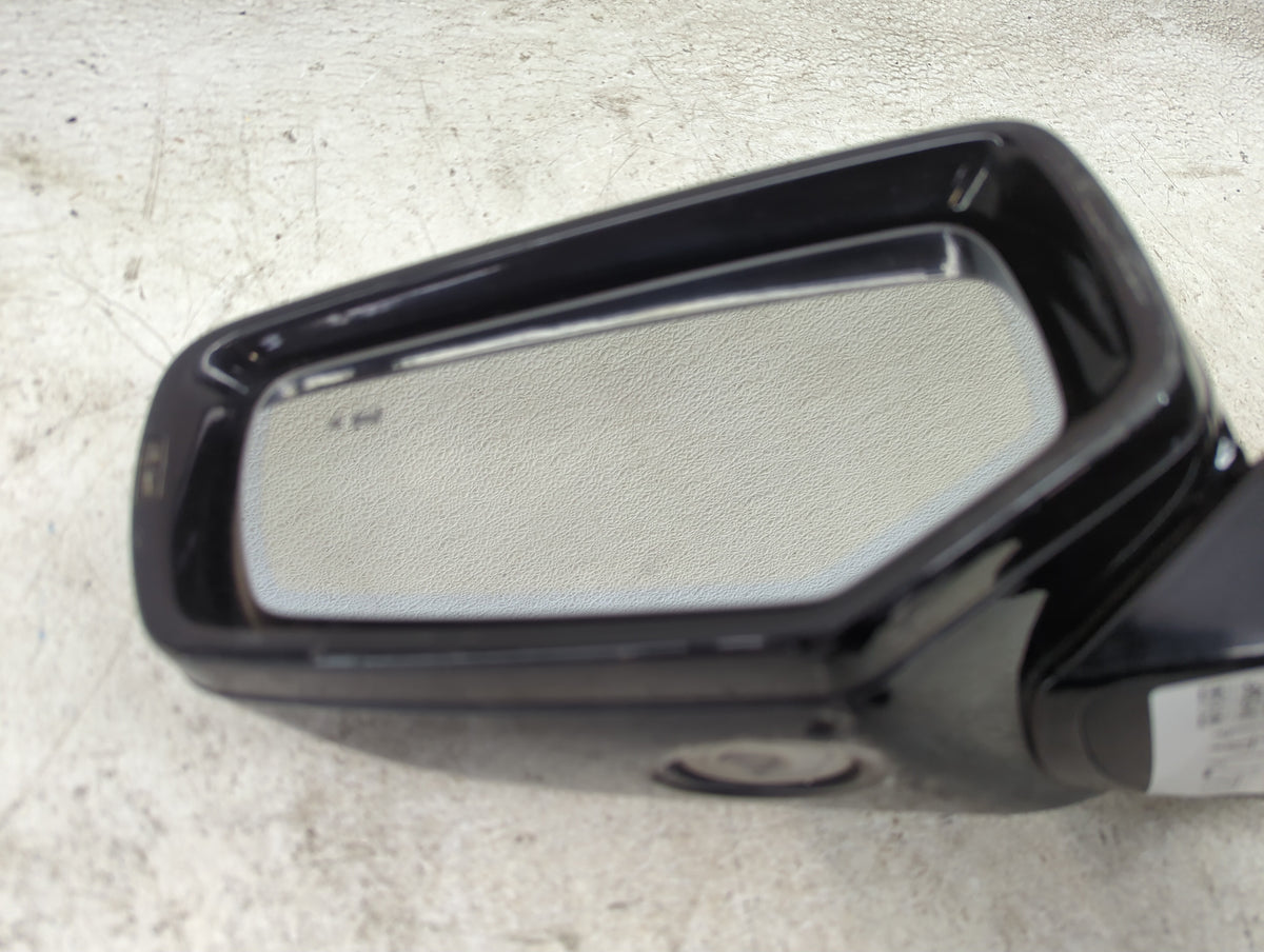 2016-2018 Cadillac Ct6 Driver Side View Mirror - Left Door Mirror OEM Used - Oemusedautoparts1.com