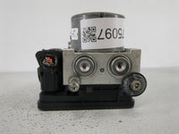 2017-2019 Cadillac Cts Anti-Lock Brake ABS Pump Module Actuator OEM P/N:84100724 Fits Fits 2017 2018 2019 OEM Used Auto Part