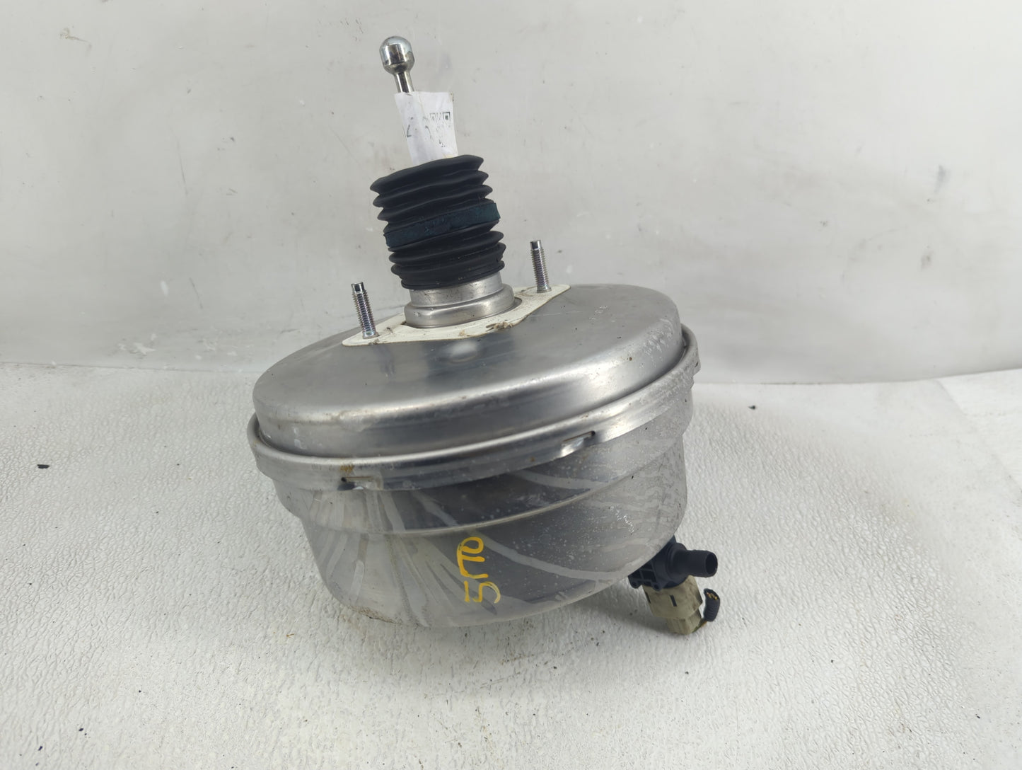 2014-2016 Cadillac Cts Power Brake Booster Oem - Oemusedautoparts1.com
