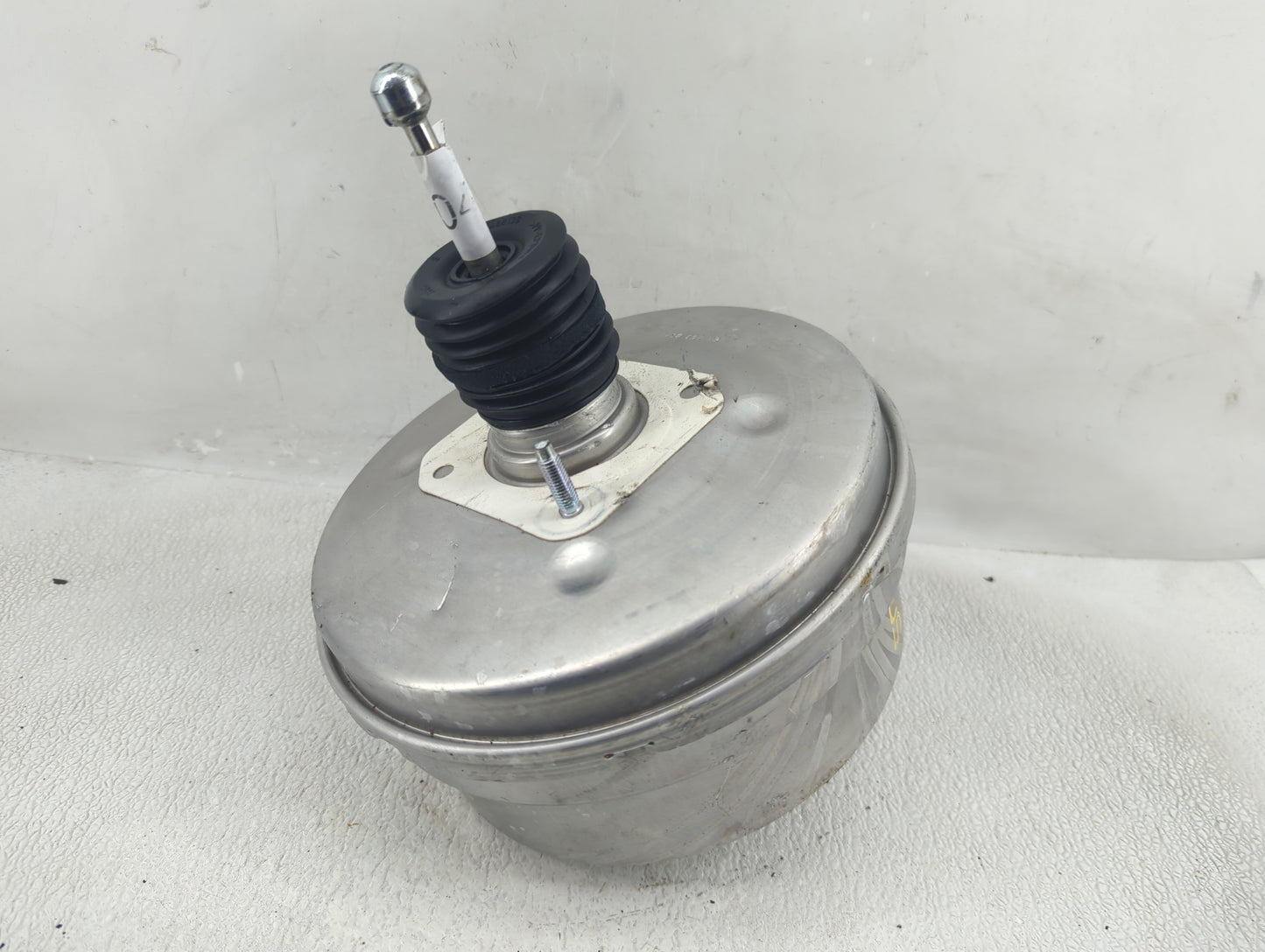 2014-2016 Cadillac Cts Power Brake Booster Oem - Oemusedautoparts1.com