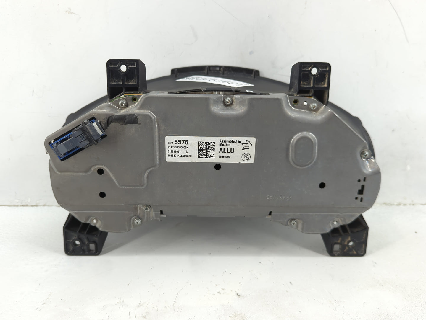 2017 Cadillac Cts Instrument Cluster Speedometer Gauges P/N:84215576 Fits OEM Used Auto Parts - Oemusedautoparts1.com