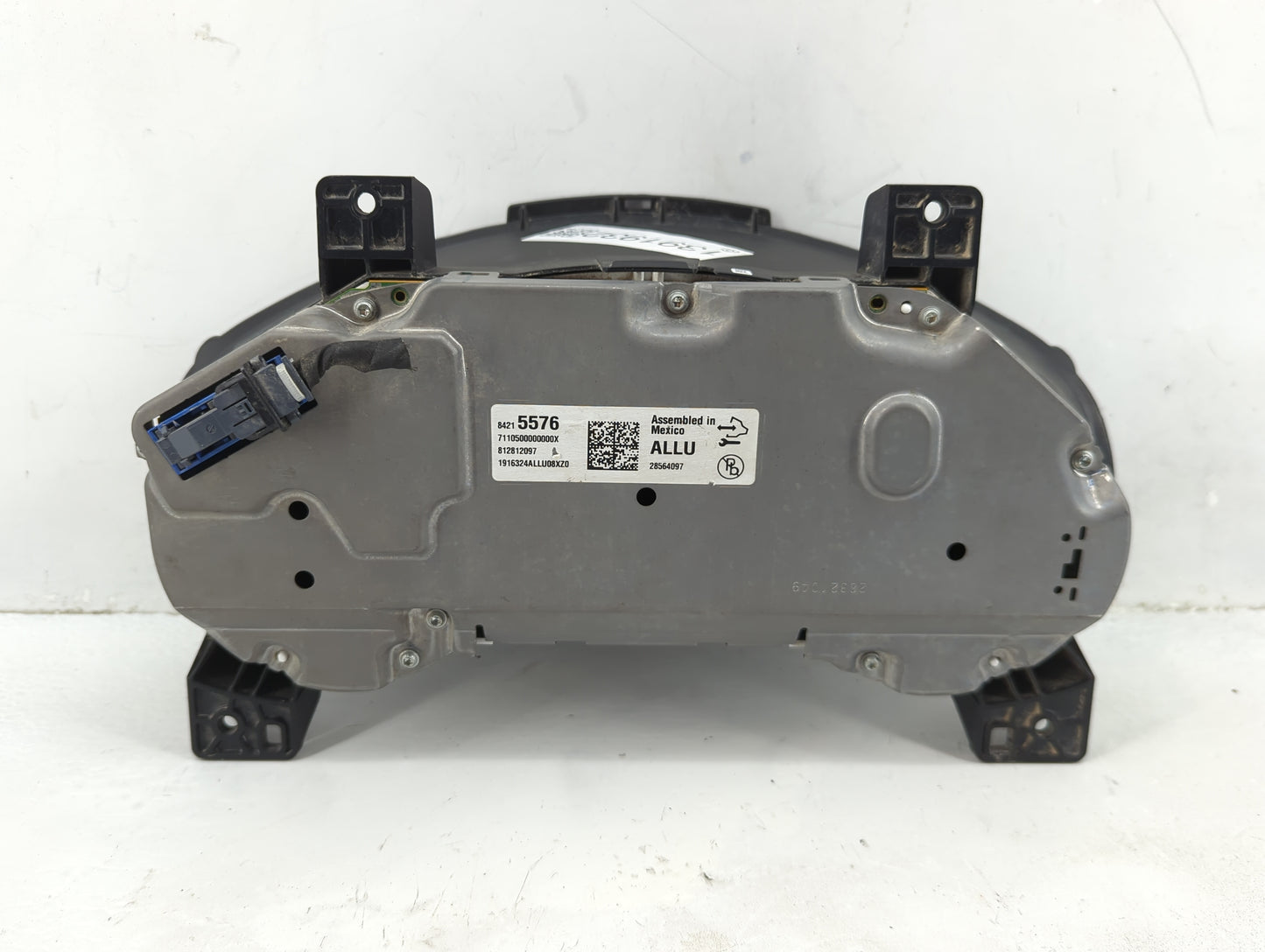 2017 Cadillac Cts Instrument Cluster Speedometer Gauges P/N:84215576 Fits OEM Used Auto Parts - Oemusedautoparts1.com