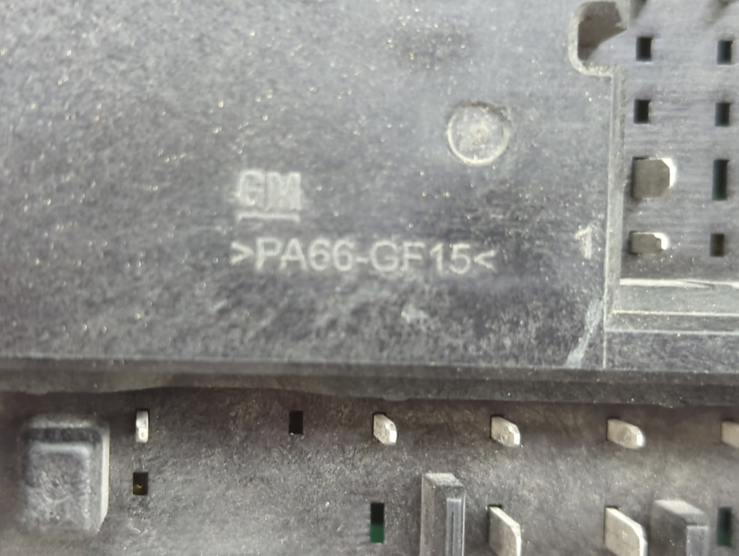 2017-2019 Cadillac Cts Fusebox Fuse Box Panel Relay Module P/N:84014012 Fits Fits 2017 2018 2019 OEM Used Auto Parts - Oemus
